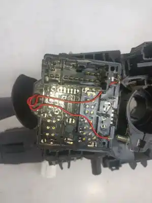Pezzo di ricambio per auto di seconda mano comando multifunzione per dacia logan ii laureate riferimenti oem iam e11811260128803043  