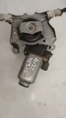 Pezzo di ricambio per auto di seconda mano alzacristalli anteriore sinistro per renault clio ii fase i (b/cbo) 1.2 riferimenti oem iam 113023  