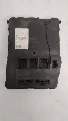 Second-hand car spare part FUSE BOX UNIT for RENAULT MEGANE II CLASSIC BERLINA Confort Dynamique OEM IAM references 8200306435  