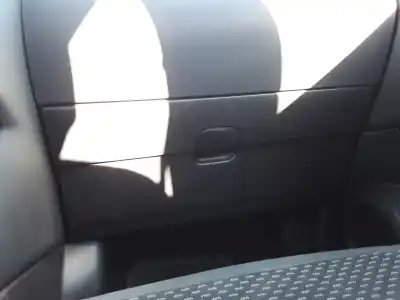 Pezzo di ricambio per auto di seconda mano  per NISSAN QASHQAI / QASHQAI +2 I (J10, NJ10, JJ10E)  Riferimenti OEM IAM 68520JD900  