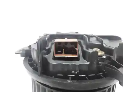 Автозапчастина б/у  для AUDI A4 B6 (8E2)  Посилання на OEM IAM 8E1820021  