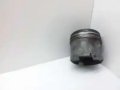 Pezzo di ricambio per auto di seconda mano Pistone per BMW 1 (E81) 120 I Riferimenti OEM IAM 0840BB  