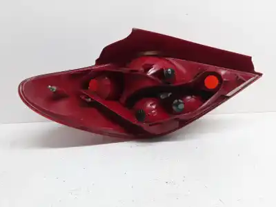 Автозапчастина б/у правий ліхтар для peugeot 207/207+ (wa_, wc_) 1.4 16v посилання на oem iam 964998  