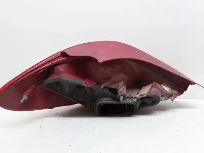 Автозапчастина б/у правий ліхтар для peugeot 207/207+ (wa_, wc_) 1.4 16v посилання на oem iam 964998  