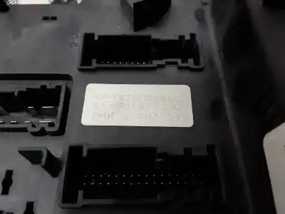 Peça sobressalente para automóvel em segunda mão caixa de fusíveis e relés por bmw x5 (e53) 3.0i referências oem iam 6907395