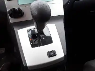 Second-hand car spare part gear lever for toyota corolla verso (e12) 1.8 linea sol oem iam references 