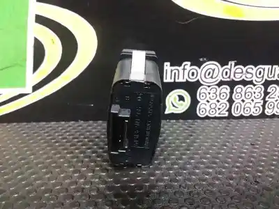 Second-hand car spare part hazard warning lights for bmw x5 (e70) m57306d3 oem iam references 6131691950604