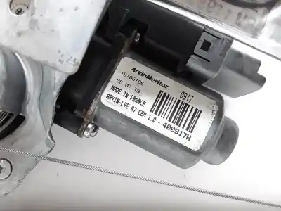 Автозапчастина б/у регулятор вікна передній лівий для peugeot 207/207+ (wa_, wc_) 1.4 16v посилання на oem iam 400917h  