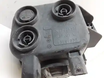 Second-hand car spare part LEFT FOG LIGHT for OPEL CORSA  OEM IAM references 301392437  