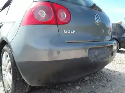 Pezzo di ricambio per auto di seconda mano PARAURTI POSTERIORE per VOLKSWAGEN GOLF  Riferimenti OEM IAM 1K6807521  