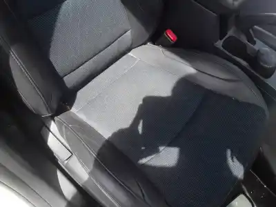 Second-hand car spare part right front seat for ssangyong tivoli 1.6 xdi 160 oem iam references   