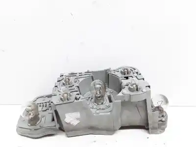 Second-hand car spare part lampholder for toyota corolla verso (e12) 1.8 linea sol oem iam references 