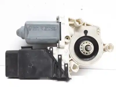 Автозапчастина б/у ДВИГАТЕЛЬ ПЕРЕДНЬОГО ПРАВОГО СКЛА для SEAT LEON  Посилання на OEM IAM 9776105413301  