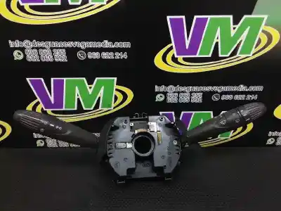 Recambio de automóvil de segunda mano de Mando Intermitentes para FIAT PUNTO BERLINA referencias OEM IAM   
