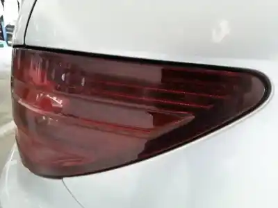 Second-hand car spare part right tailgate light for clase c clase r w251 320 cdi l 251.122 oem iam references   