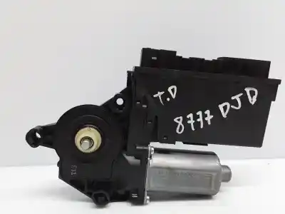 Автозапчастина б/у двигатель заднього правого скла для AUDI A4 B7 (8EC) 2.0 TDI 16V Посилання на OEM IAM 8E0959802A  