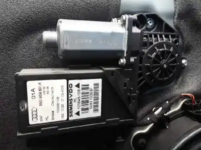Автозапчастина б/у двиг скла задне ліво для AUDI A4 B7 (8EC) 2.0 TDI 16V Посилання на OEM IAM 8E0950801A  