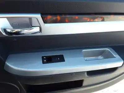 Peça sobressalente para automóvel em segunda mão Botão / Interruptor Elevador Vidro Dianteiro Direito por CHRYSLER SEBRING BERLINA 2.0 CRD Limited Referências OEM IAM   