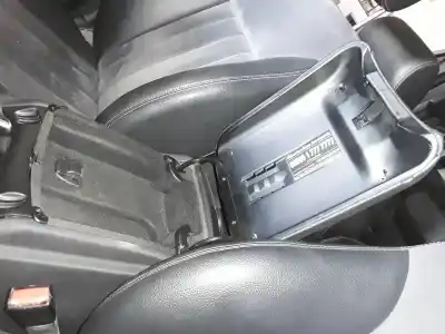 Second-hand car spare part Center Armrest for CLASE C CLASE R W251 320 CDI L 251.122 OEM IAM references   