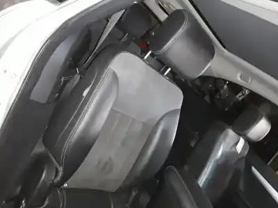 Second-hand car spare part complete seat set for clase c clase r w251 320 cdi l 251.122 oem iam references   
