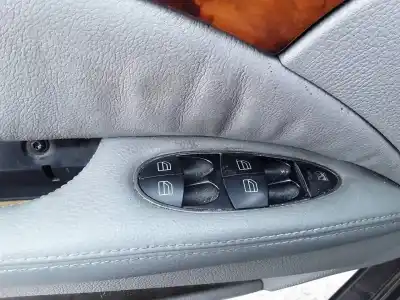 Recambio de automóvil de segunda mano de MANDO ELEVALUNAS DELANTERO IZQUIERDO para CLASE C CLASE E  referencias OEM IAM   