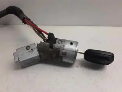 Pièce détachée automobile d'occasion commutateur d'allumage pour peugeot 307 break / sw (s1) break xs références oem iam 36353100