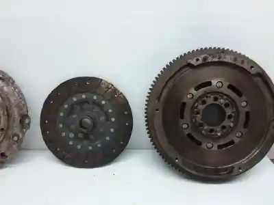 Автозапчастина б/у комплект зцеплення для toyota corolla (e12) 2.0 d-4d linea luna berlina посилання на oem iam    Автозапчастина б/у комплект зцеплення для toyota corolla (e12) 2.0 d-4d linea luna berlina посилання на oem iam