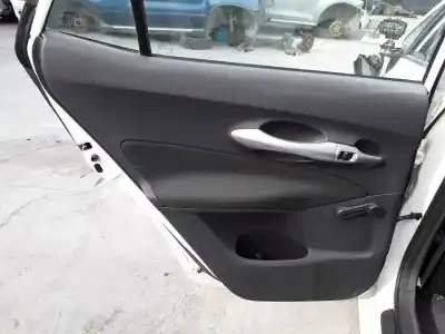 Tweedehands auto-onderdeel Bekleding Links Achterdeur voor TOYOTA AURIS (_E15_) 1.4 D-4D (NDE150_) OEM IAM-referenties   