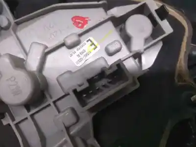 Second-hand car spare part right tailgate light for toyota corolla (e12) 1.4 d-4d luna compact oem iam references   