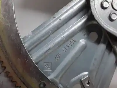 Recambio de automóvil de segunda mano de Elevalunas Delantero Derecho para RENAULT SCENIC III (JZ) D-K9K G8 referencias OEM IAM 966415102  