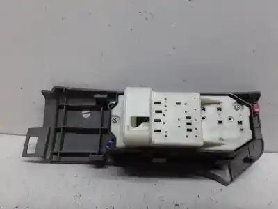 Second-hand car spare part left front power window switch for toyota yaris (ksp9/scp9/nlp9) básico oem iam references 8324s67  
