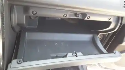 Second-hand car spare part glove compartment for clase c clase a 2.0 cdi oem iam references   
