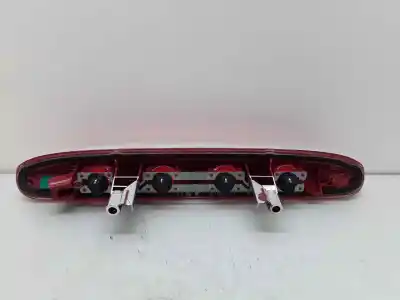 Peça sobressalente para automóvel em segunda mão farolim de travão central por peugeot 208 active referências oem iam 9674309080  
