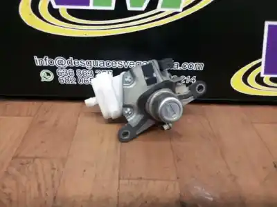 Second-hand car spare part tailgate lock for audi a4 (8d2, b5) gasolina 1999 4p oem iam references 8d0862055  