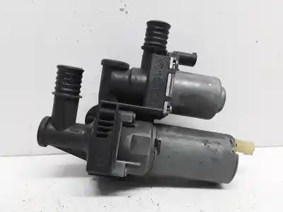 Second-hand car spare part water pump for bmw x3 (e83) 2.0 sd oem iam references 8369807  