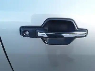 Автозапчастина б/у зовнішня ручка передня прав для mitsubishi montero (v60/v70) 3.2 di-d avance посилання на oem iam 