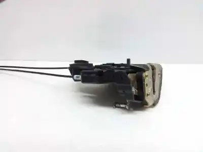 Автозапчастина б/у замок заднього правого дверя для toyota corolla (e12) 2.0 d-4d linea luna berlina посилання на oem iam    Автозапчастина б/у замок заднього правого дверя для toyota corolla (e12) 2.0 d-4d linea luna berlina посилання на oem iam