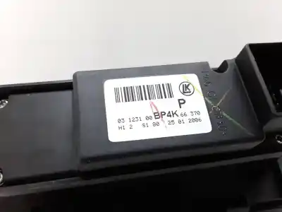 Piesă de schimb auto la mâna a doua panou comandã geamuri electrice fatã partea din dreapta pentru mazda 3 2.0 sportive referințe oem iam 03123100bp4k66370