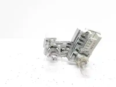 Pezzo di ricambio per auto di seconda mano portalampada per audi a3 (8p1) bls riferimenti oem iam 8p4945257c  
