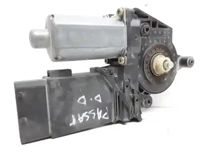 Pezzo di ricambio per auto di seconda mano motore alzacristalli anteriore destro per volkswagen passat variant (cb5) passat variant riferimenti oem iam 0130821694   Pezzo di ricambio per auto di seconda mano motore alzacristalli anteriore destro per volkswagen passat variant (cb5) passat variant riferimenti oem iam 0130821694