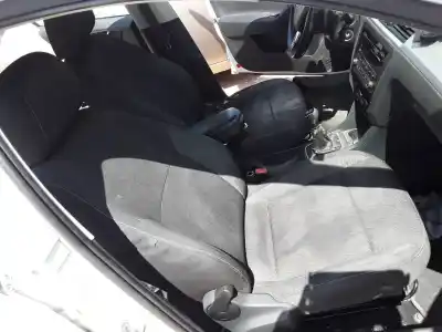 Peça sobressalente para automóvel em segunda mão assento dianteiro direito por skoda rapid ambition referências oem iam   