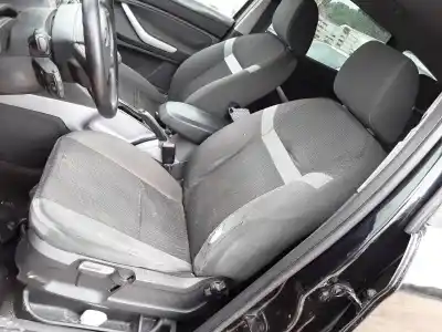Автозапчастина б/у ліве передне сиділо для ssangyong rodius 2.7 turbodiesel cat посилання на oem iam   