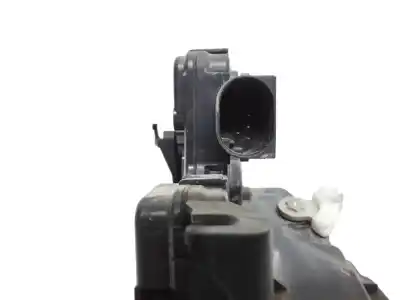 Second-hand car spare part left front door lock for bmw 3 (e46) 320 d oem iam references 241  