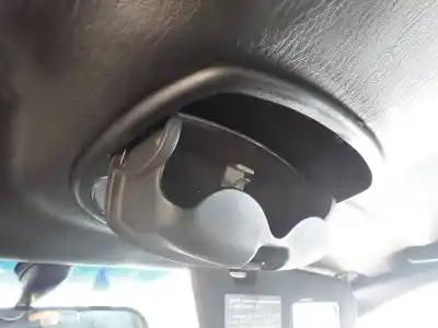 Peça sobressalente para automóvel em segunda mão Luz Interior por HYUNDAI COUPE (J2) G4CR Referências OEM IAM   