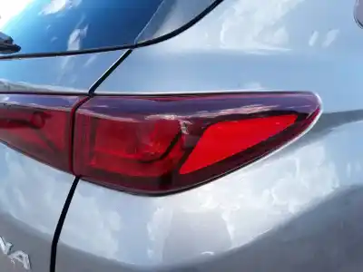 İkinci el araba yedek parçası Sag Kuyruk Lambasi için RENAULT SCÉNIC I MONOSPACE (JA0/1_, FA0_) 1.9 DTI (JA1U) OEM IAM referansları 92402J90  