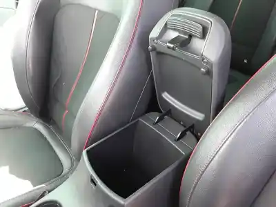 Автозапчастина б/у центральний подлокник для RENAULT SCÉNIC I MONOSPACE (JA0/1_, FA0_) 1.9 DTI (JA1U) Посилання на OEM IAM   