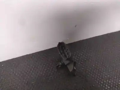 Pezzo di ricambio per auto di seconda mano Sensore per FIAT 500 L (330) S-Design Riferimenti OEM IAM 0281006028  