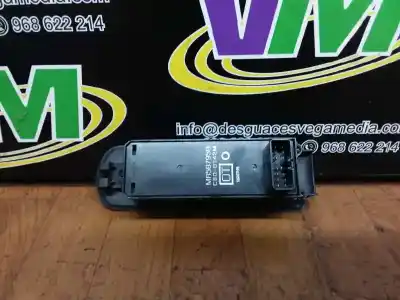 Second-hand car spare part Left Front Power Window Switch for MITSUBISHI COLT CZ3 BERL. 3 (Z30) 1.1 Inform OEM IAM references MR587959  