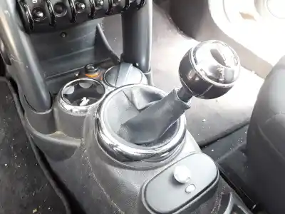 Piesă de schimb auto la mâna a doua SCHIMBATOR DE VITEZE pentru MERCEDES-BENZ MINI  Referințe OEM IAM 7547319  