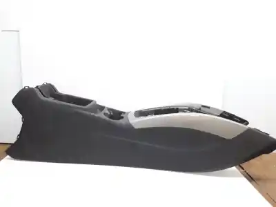 Second-hand car spare part gear lever trim for audi q5 (8r) 2.0 tdi advance quattro (130kw) oem iam references 8r0864981f Second-hand car spare part gear lever trim for audi q5 (8r) 2.0 tdi advance quattro (130kw) oem iam references 8r0864981f